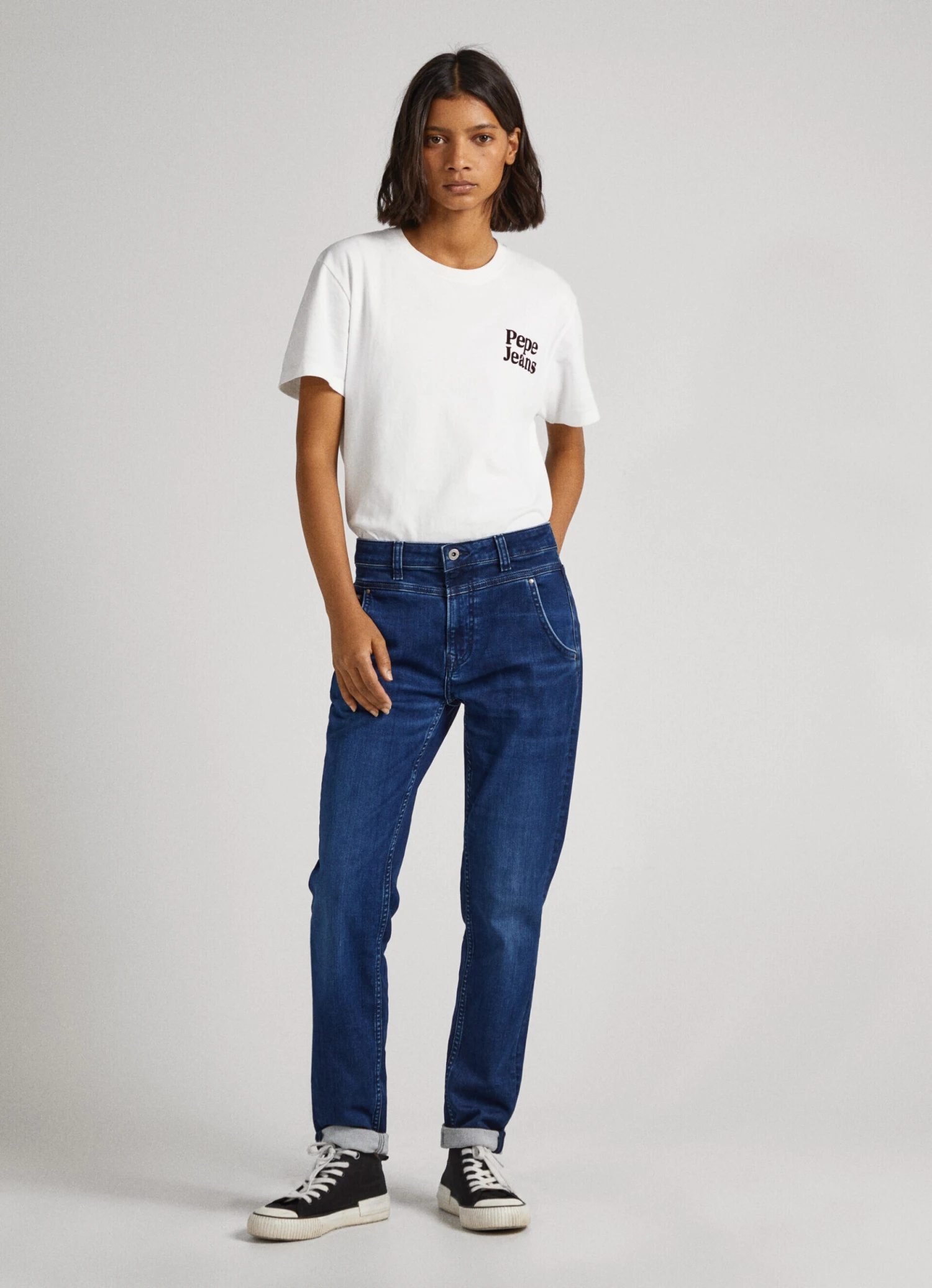 CAREY RELAXED FIT MID-RISE JEANS 3 CAREY RELAXED FIT MID-RISE JEANS