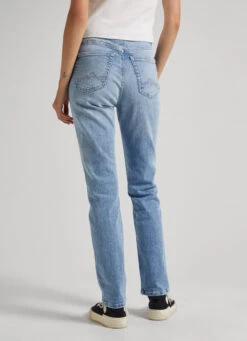 BETTY SLIM FIT HIGH-RISE JEANS -Winter Clothes Store PL204488 000 04 MO