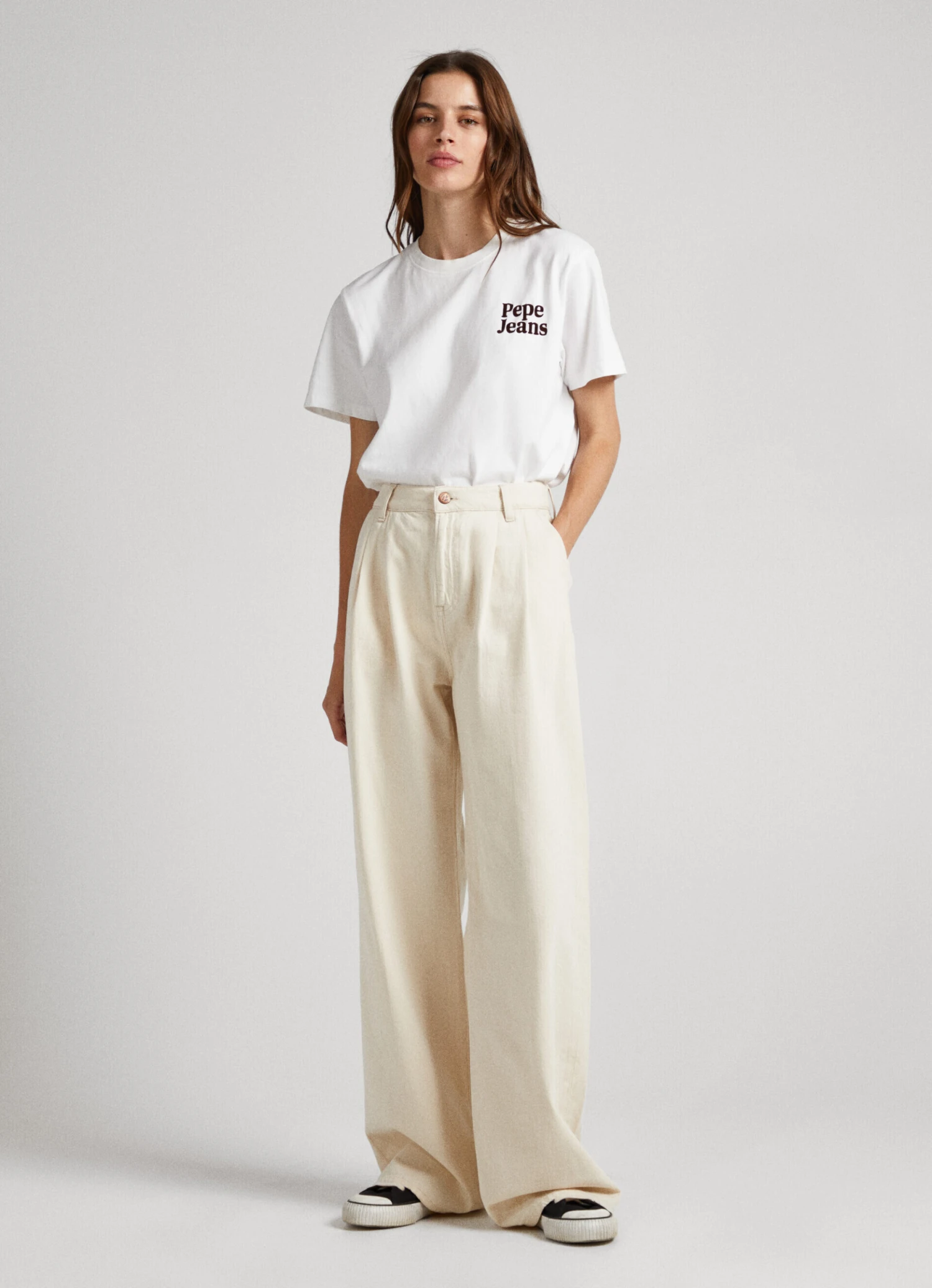 CECILIA WIDE FIT HIGH-RISE JEANS 3 CECILIA WIDE FIT HIGH-RISE JEANS