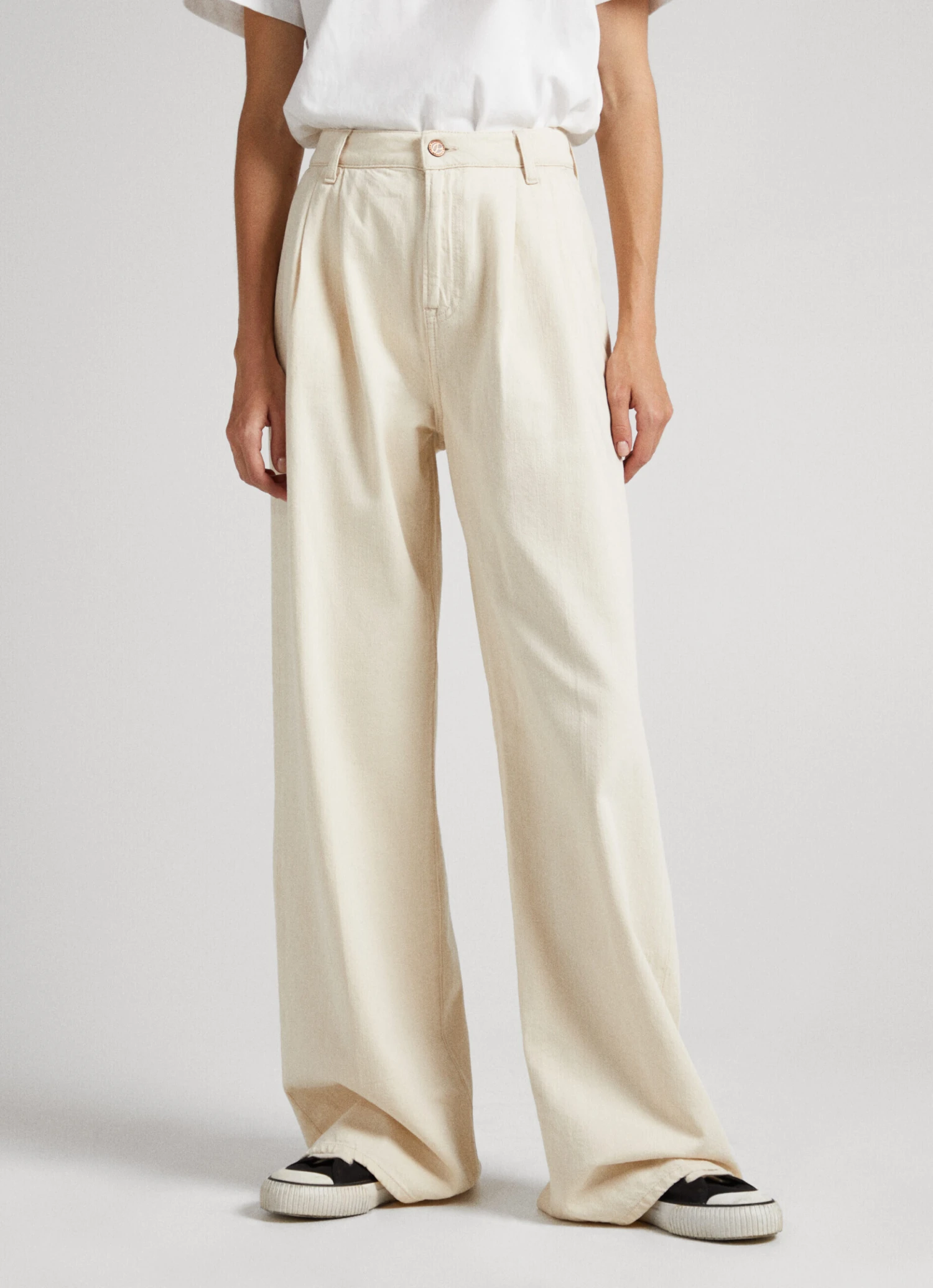 CECILIA WIDE FIT HIGH-RISE JEANS 4 CECILIA WIDE FIT HIGH-RISE JEANS - Image 2