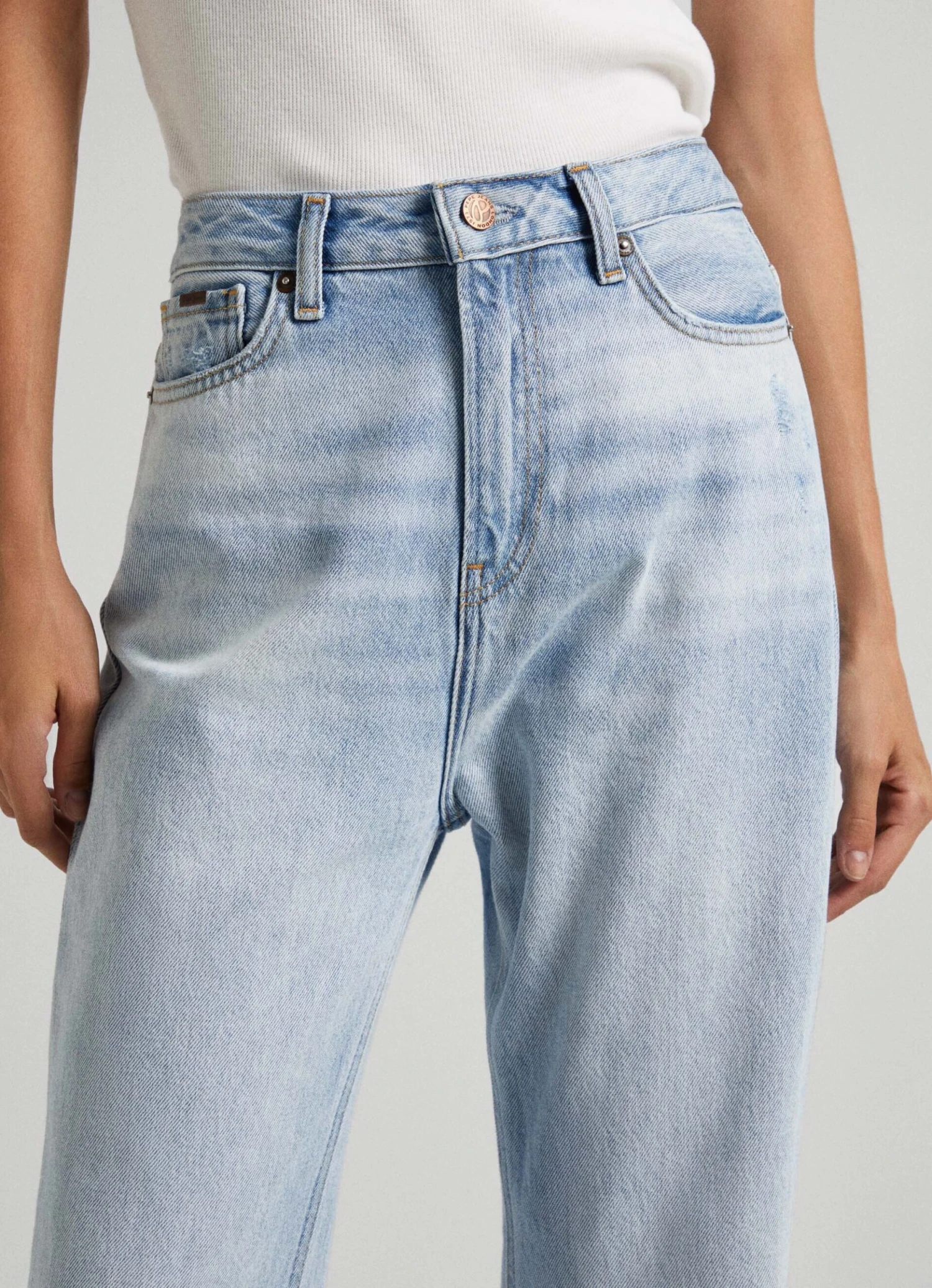 HARPER FIT FLARE HIGH-RISE JEANS 5 HARPER FIT FLARE HIGH-RISE JEANS - Image 3