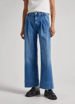 New Products -Winter Clothes Store PL204495 000 02 MO