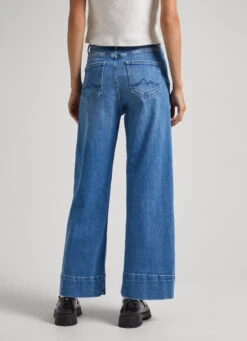 LUCY WIDE FIT HIGH-RISE JEANS -Winter Clothes Store PL204495 000 04 MO