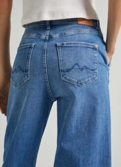 LUCY WIDE FIT HIGH-RISE JEANS -Winter Clothes Store PL204495 000 05 MO