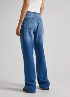 NYOMI RELAXED FIT HIGH-RISE JEANS -Winter Clothes Store PL204496 000 04 MO