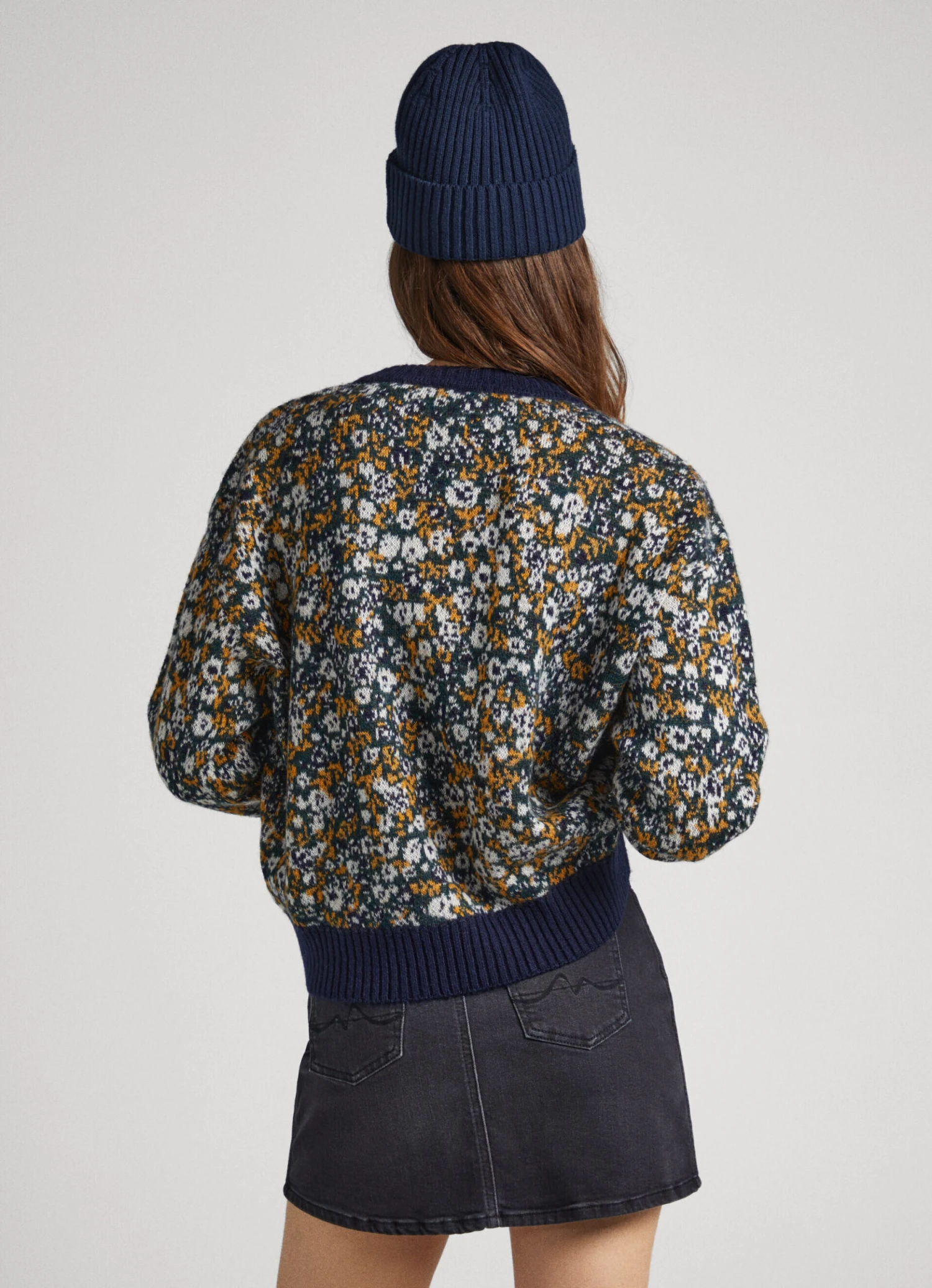 FLORAL JACQUARD KNIT 6 FLORAL JACQUARD KNIT - Image 4